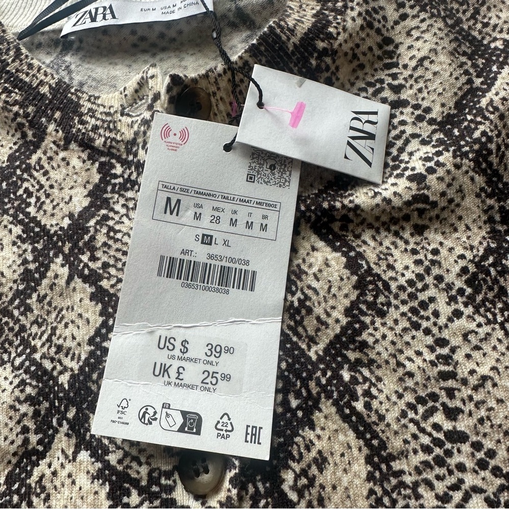 Zara NWT Women’s Cream/Brown Snake Print Knit Cardigan (medium) - Picture 7 of 7